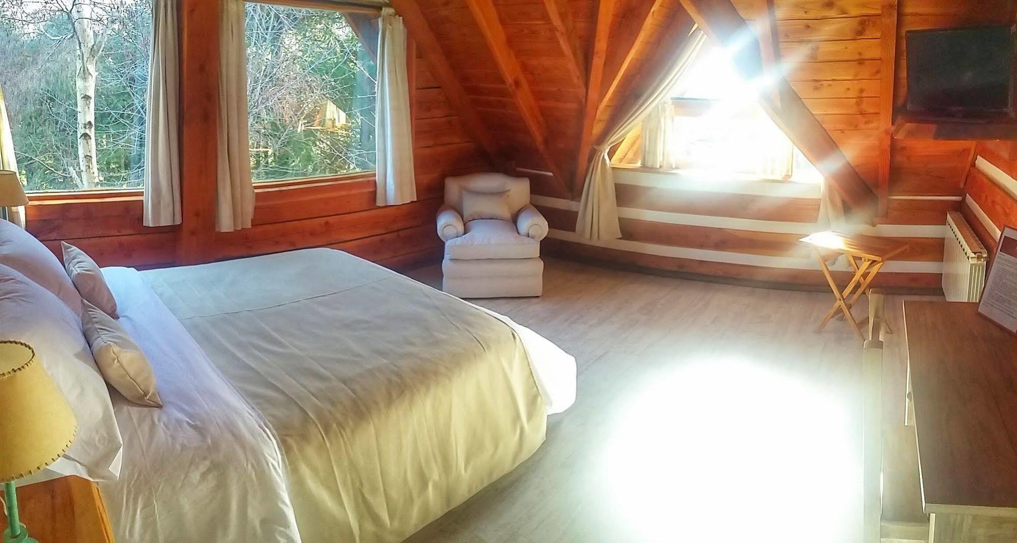 Casa Del Lago Villa La Angostura Bagian luar foto